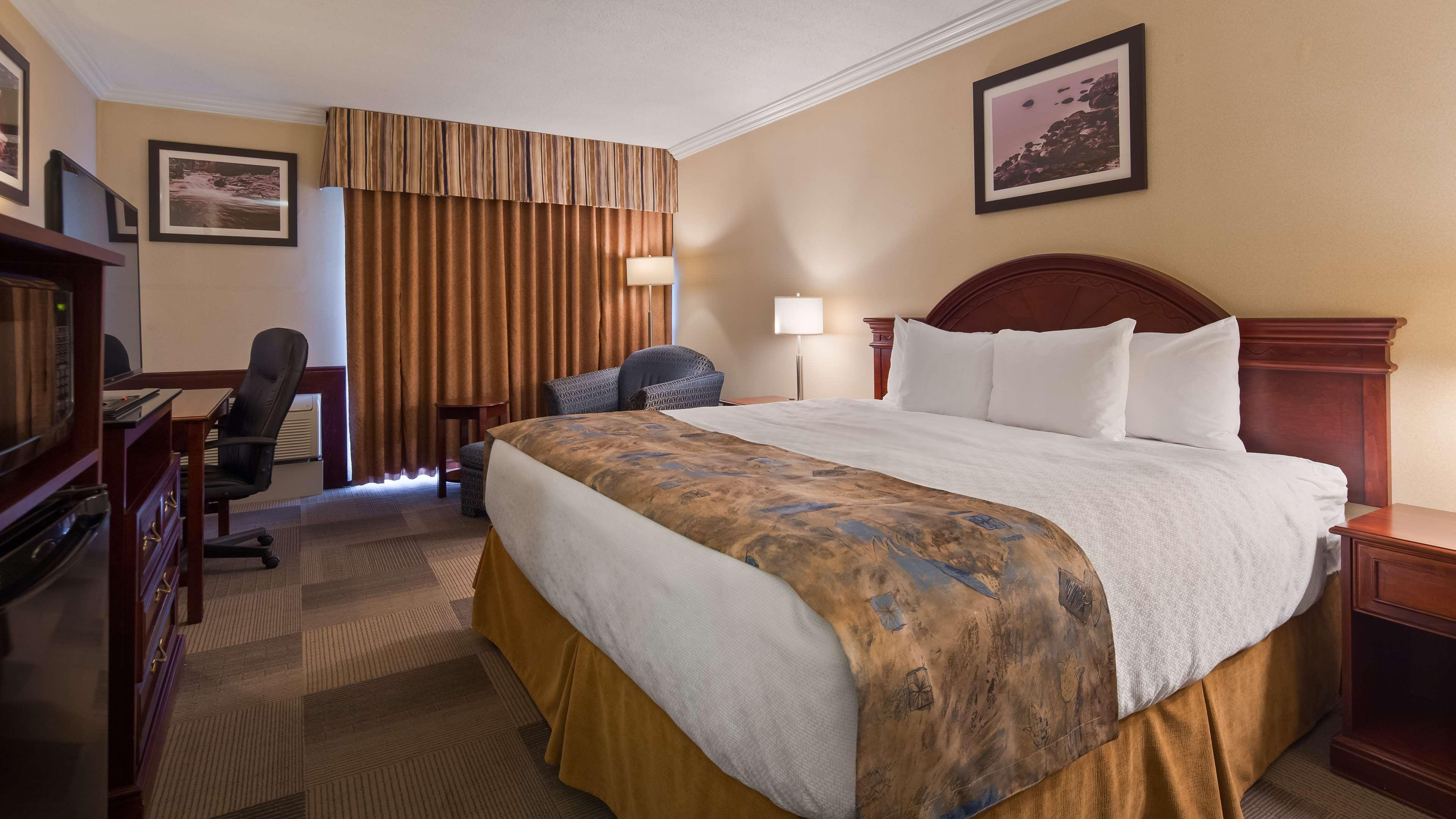 Best Western St Catharines Hotel & Conference Centre Sainte-Catherine Екстериор снимка