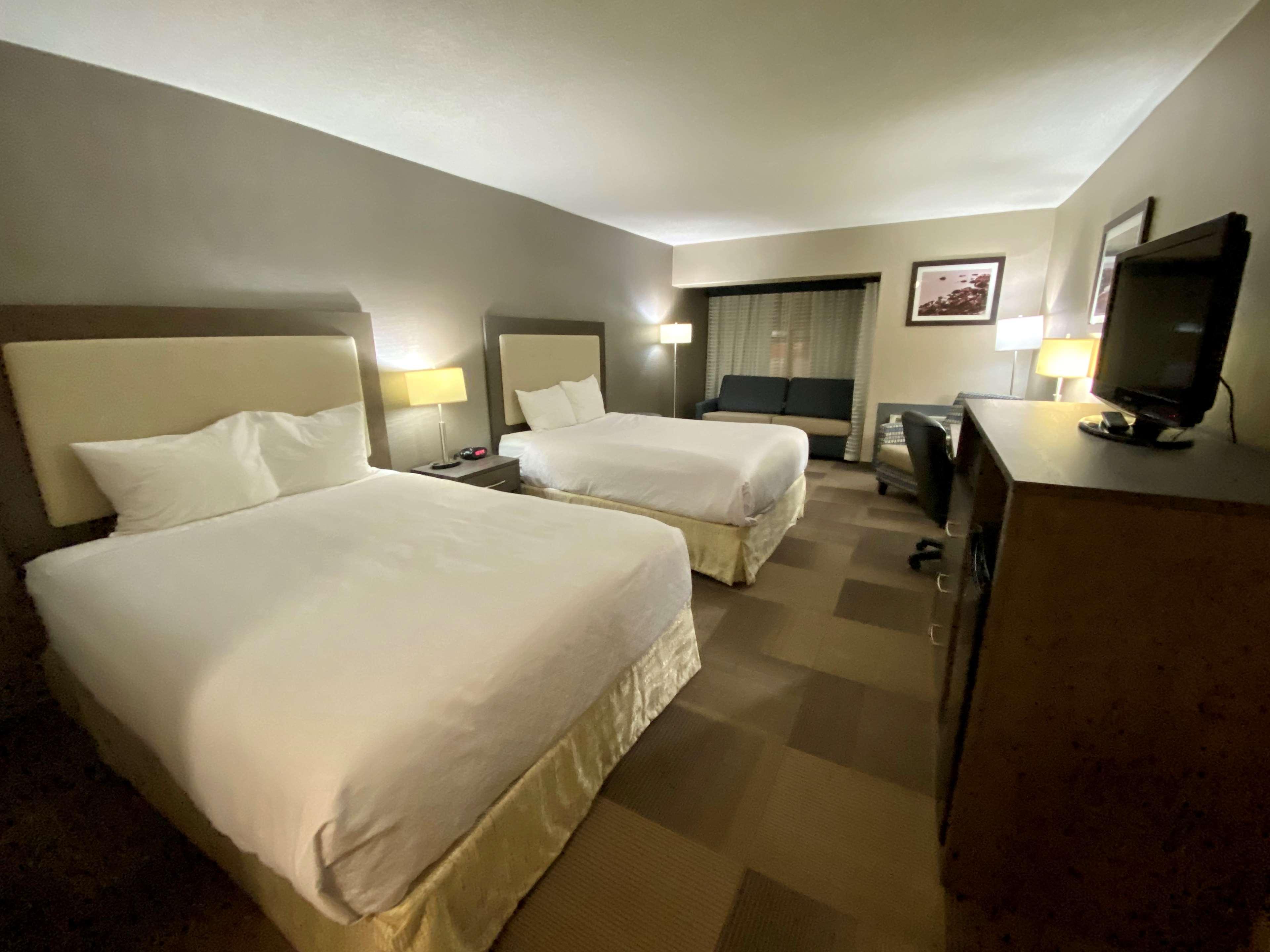 Best Western St Catharines Hotel & Conference Centre Sainte-Catherine Екстериор снимка