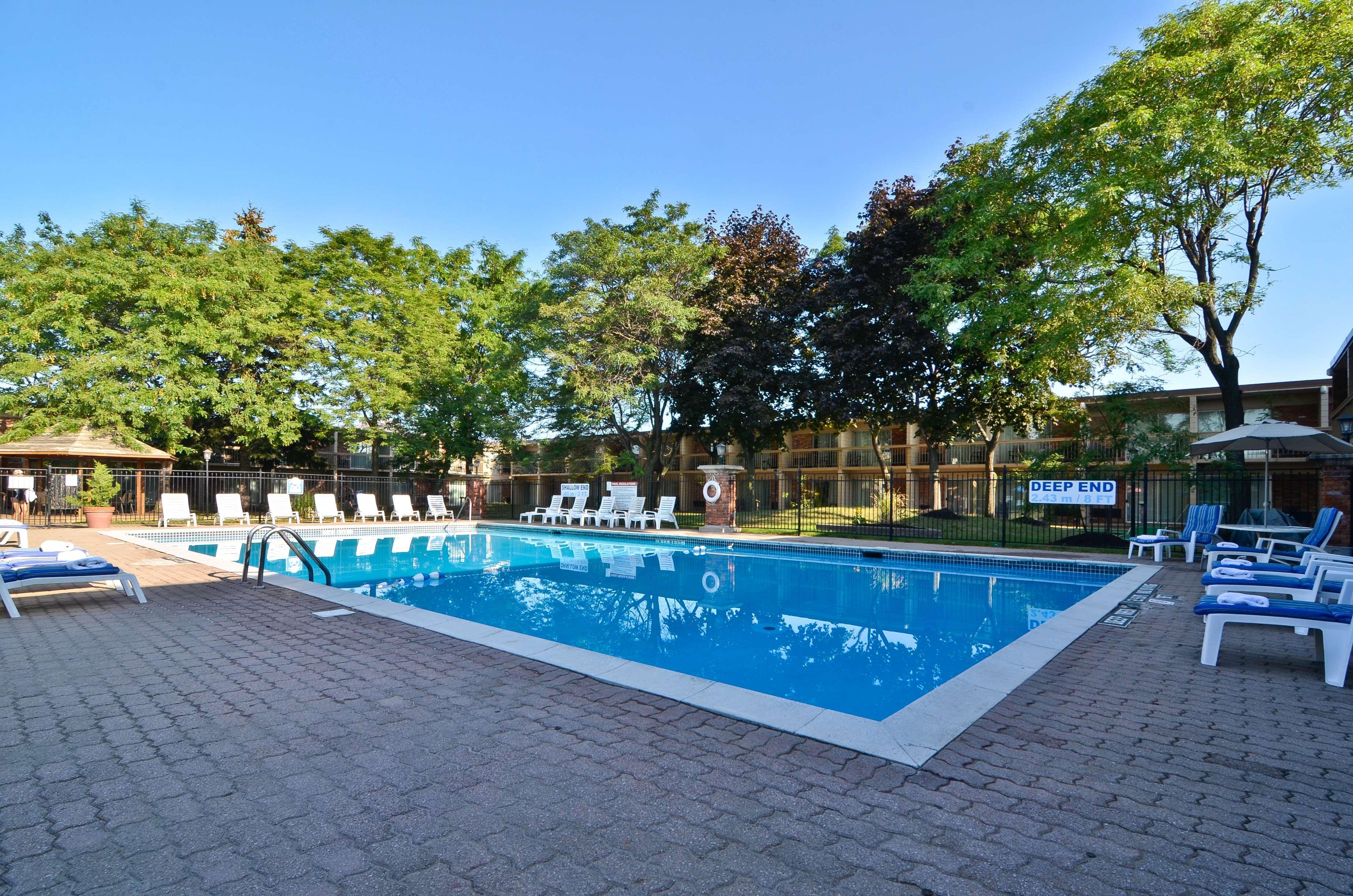Best Western St Catharines Hotel & Conference Centre Sainte-Catherine Екстериор снимка