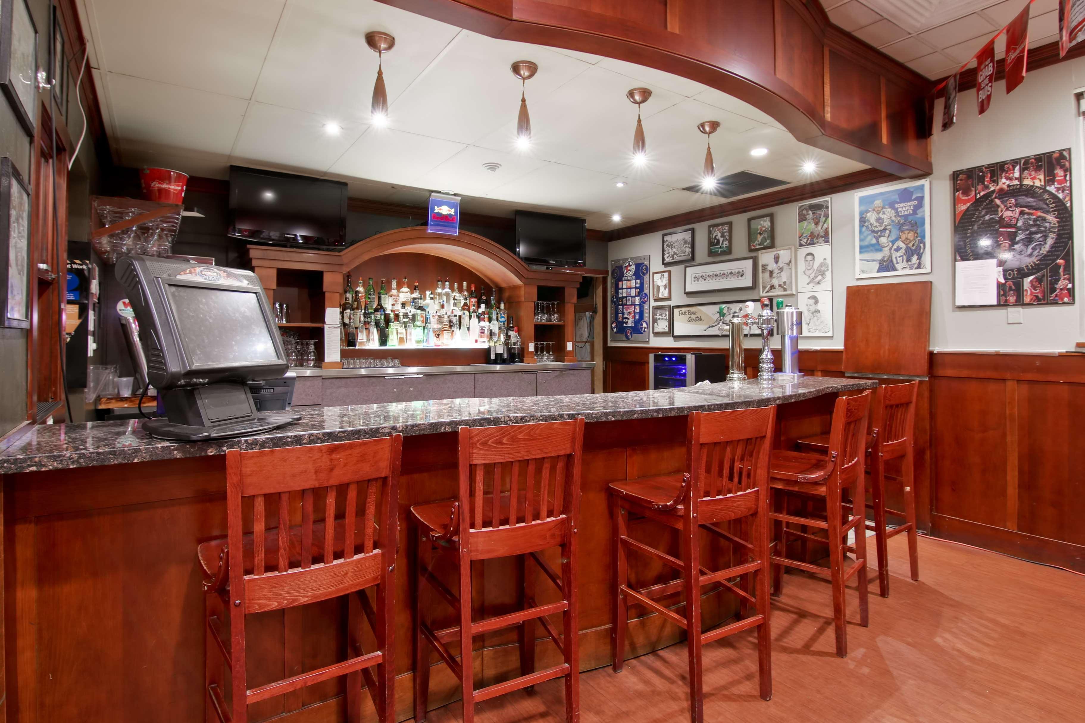 Best Western St Catharines Hotel & Conference Centre Sainte-Catherine Екстериор снимка