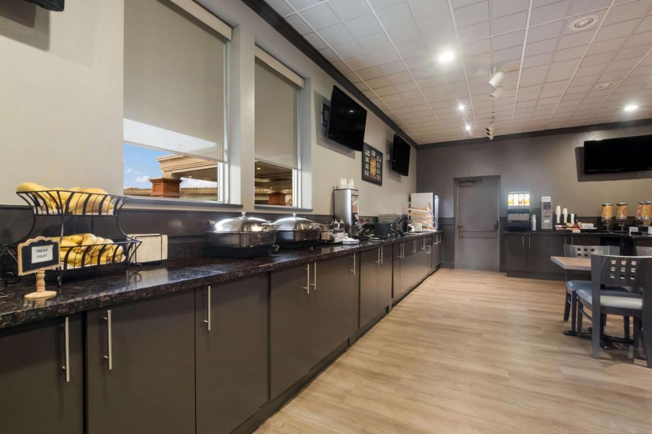 Best Western St Catharines Hotel & Conference Centre Sainte-Catherine Екстериор снимка