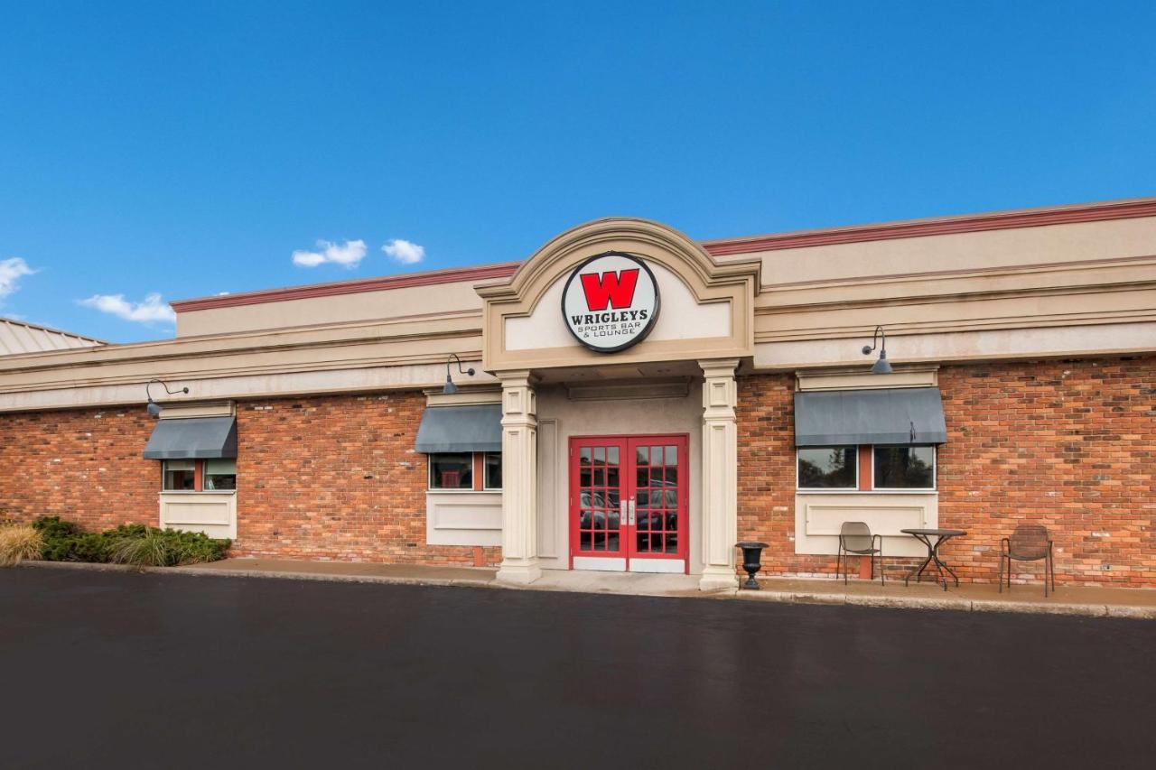 Best Western St Catharines Hotel & Conference Centre Sainte-Catherine Екстериор снимка