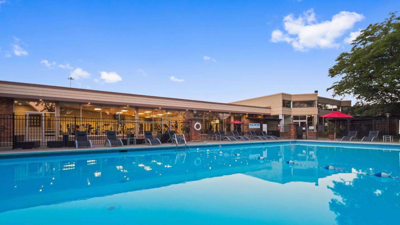 Best Western St Catharines Hotel & Conference Centre Sainte-Catherine Екстериор снимка