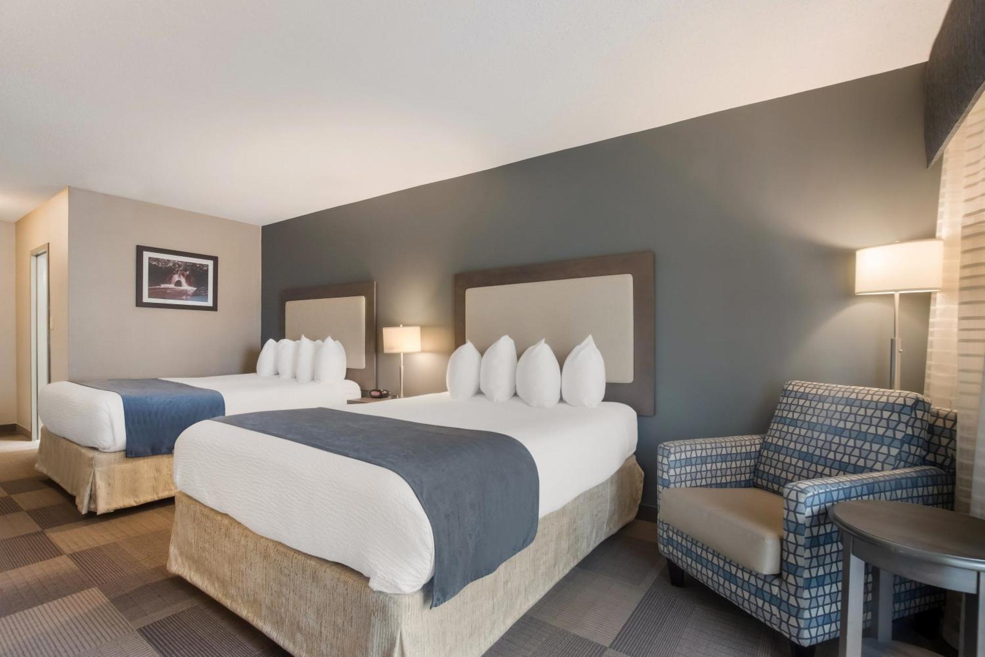 Best Western St Catharines Hotel & Conference Centre Sainte-Catherine Екстериор снимка